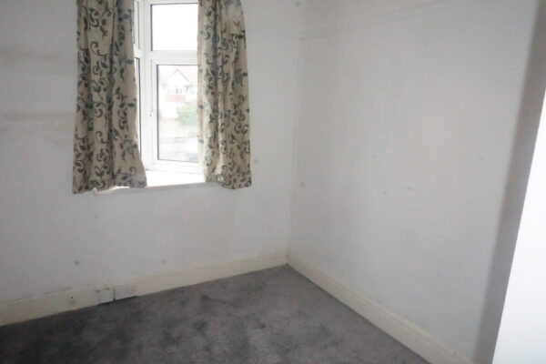 Watford way, Hendon, NW44TE