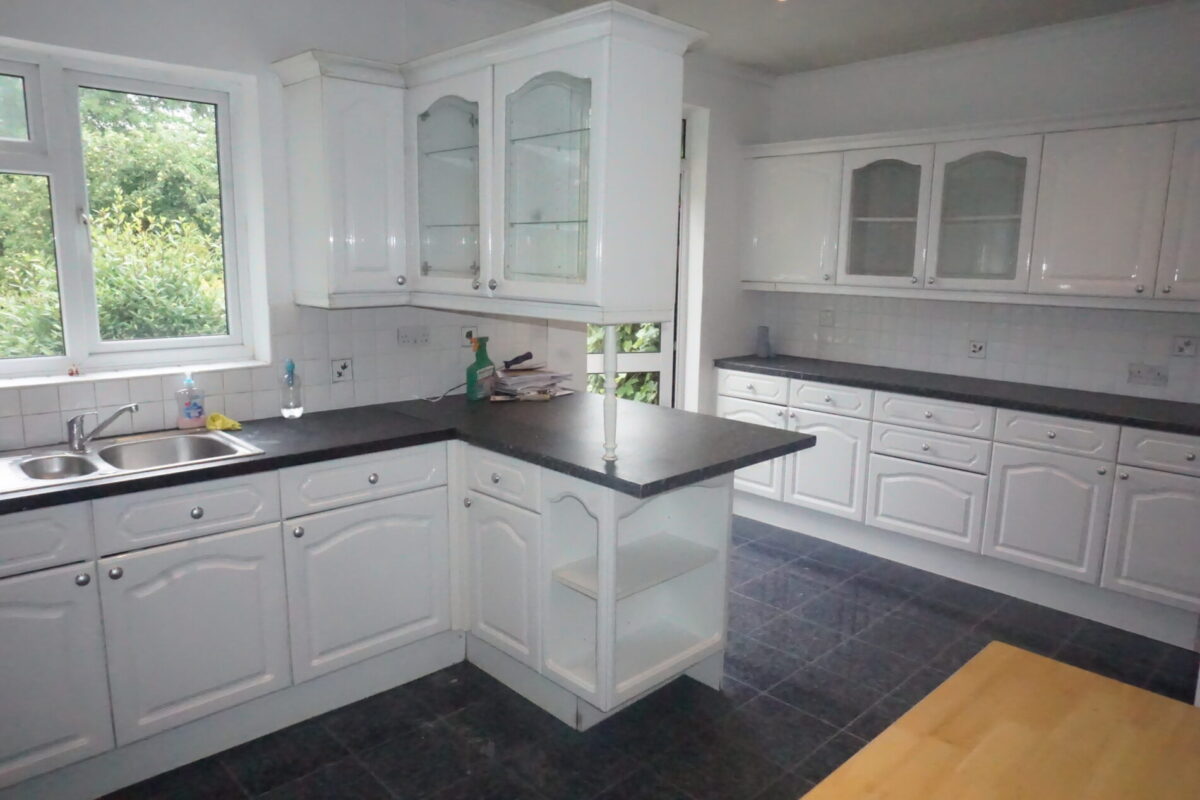 Watford way, Hendon, NW44TE