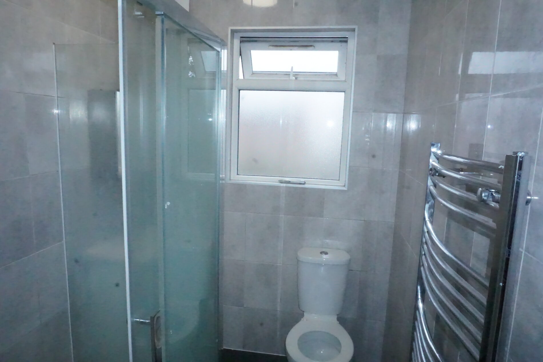 Impressive 3bedrooms terraced house available to rent in south harrow HA2