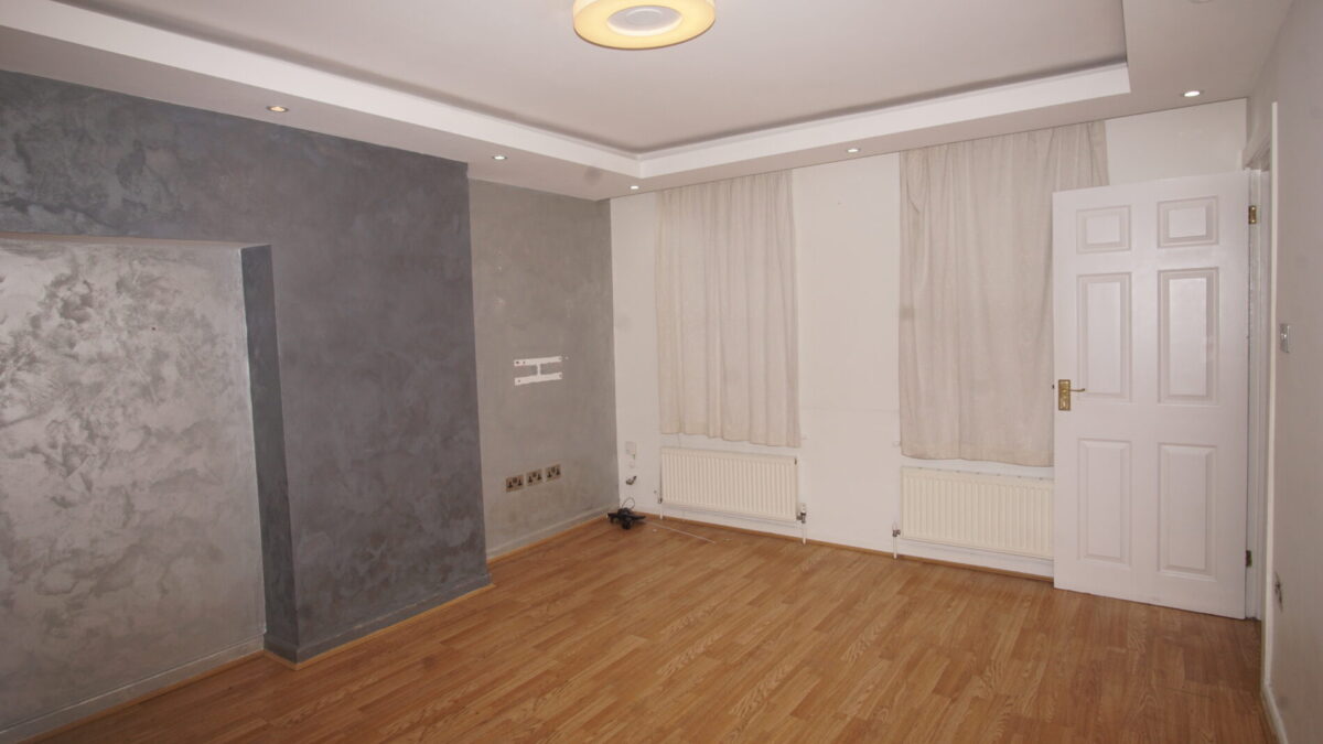 48 Paulhan road, Harrow, HA3