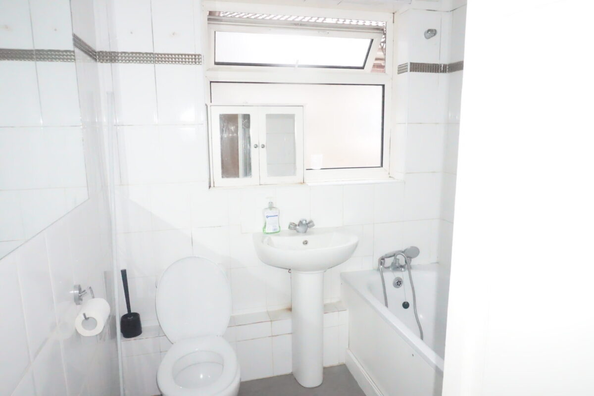 Chichester court, Queensbury, HA71