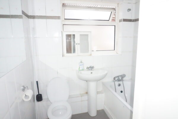 Chichester court, Queensbury, HA71