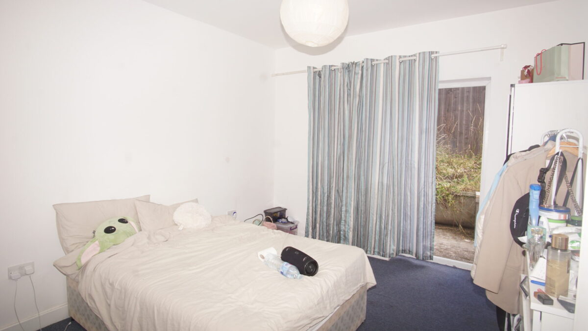 Pine road, cricklewood, NW26RY
