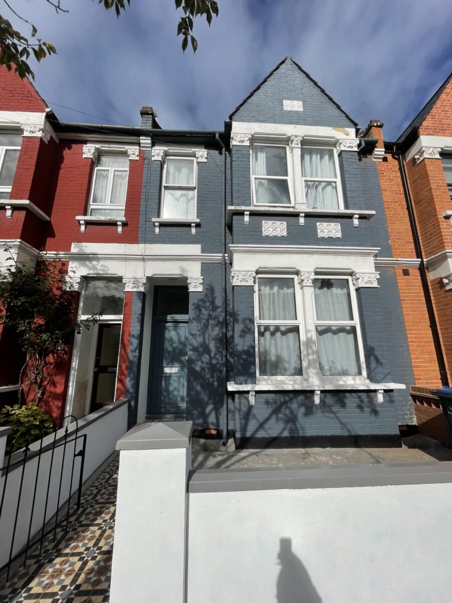 Pine road, cricklewood, NW26RY
