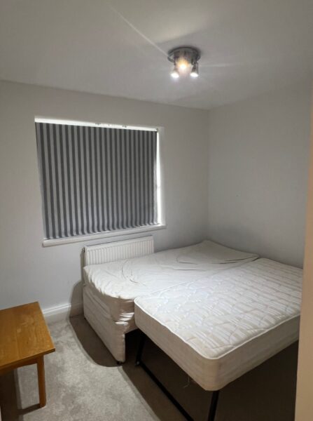 White house drive, Stanmore, HA74NQ
