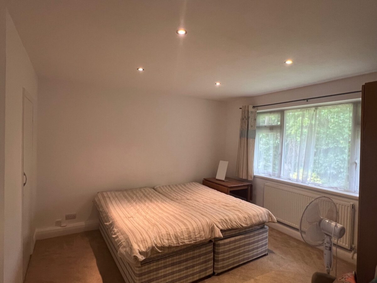 White house drive, Stanmore, HA74NQ