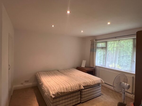 White house drive, Stanmore, HA74NQ