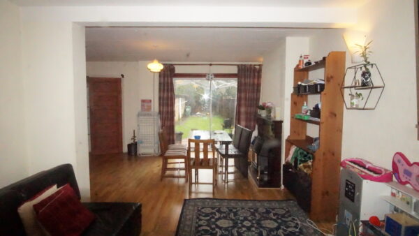 Hughenden gardens, Northolt, UB5