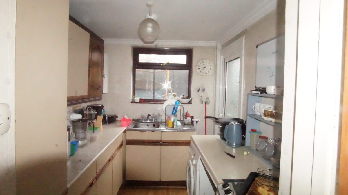 Hughenden gardens, Northolt, UB5