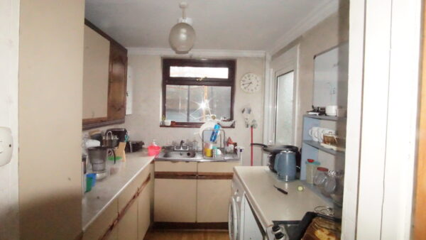 Hughenden gardens, Northolt, UB5