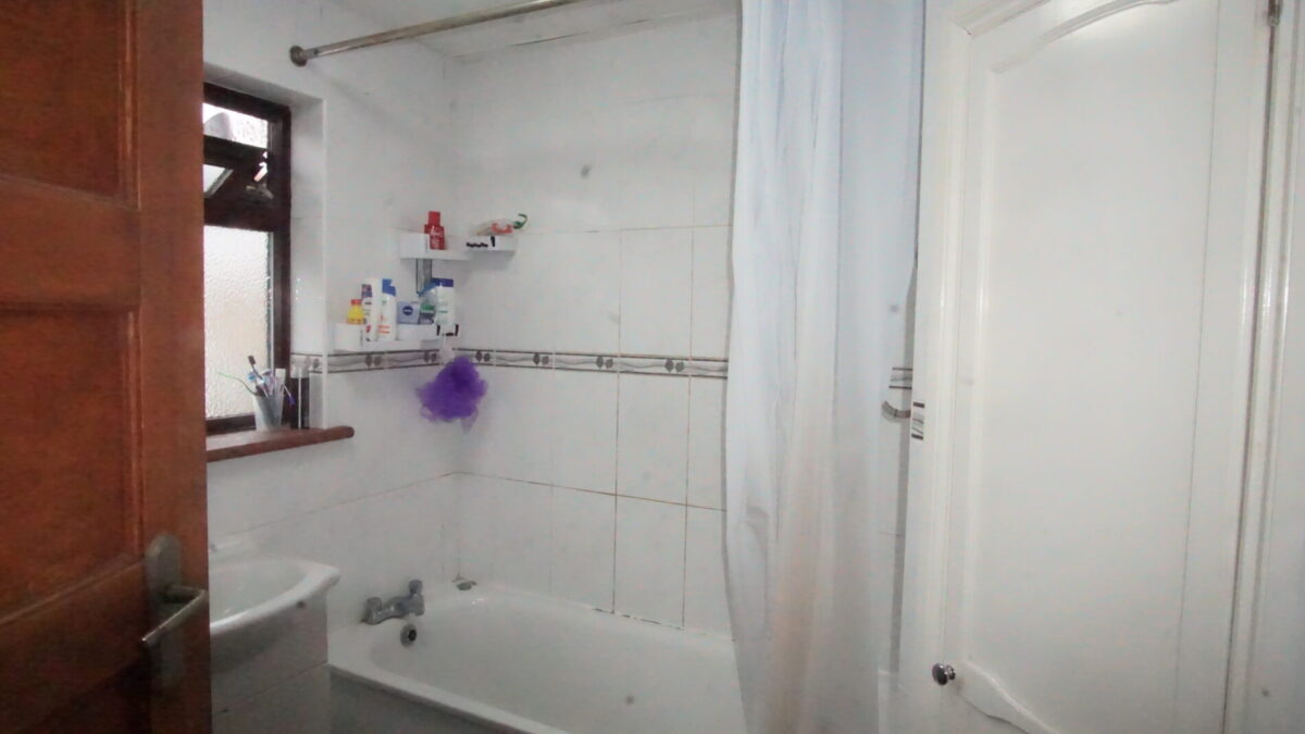 Hughenden gardens, Northolt, UB5