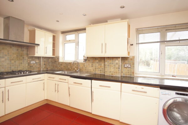 Wykenham Hill, Wembley, HA99RZ
