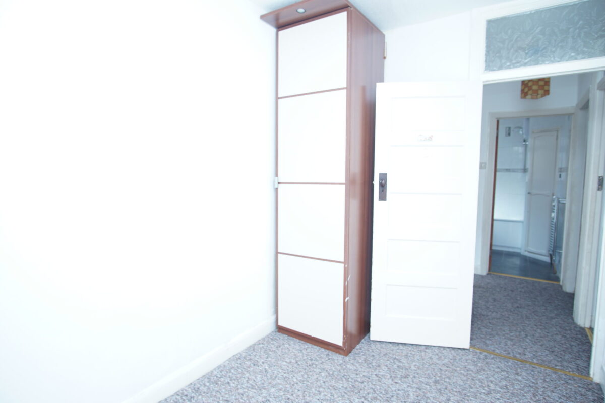 Hughenden gardens, Northolt, UB5