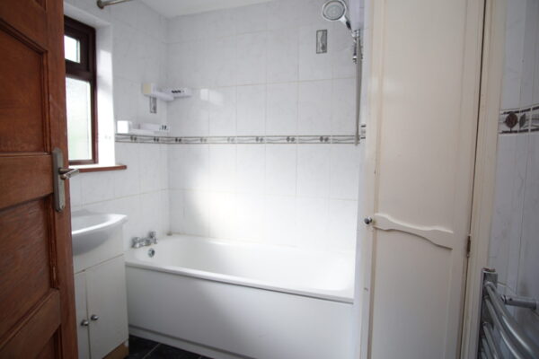 Hughenden gardens, Northolt, UB5