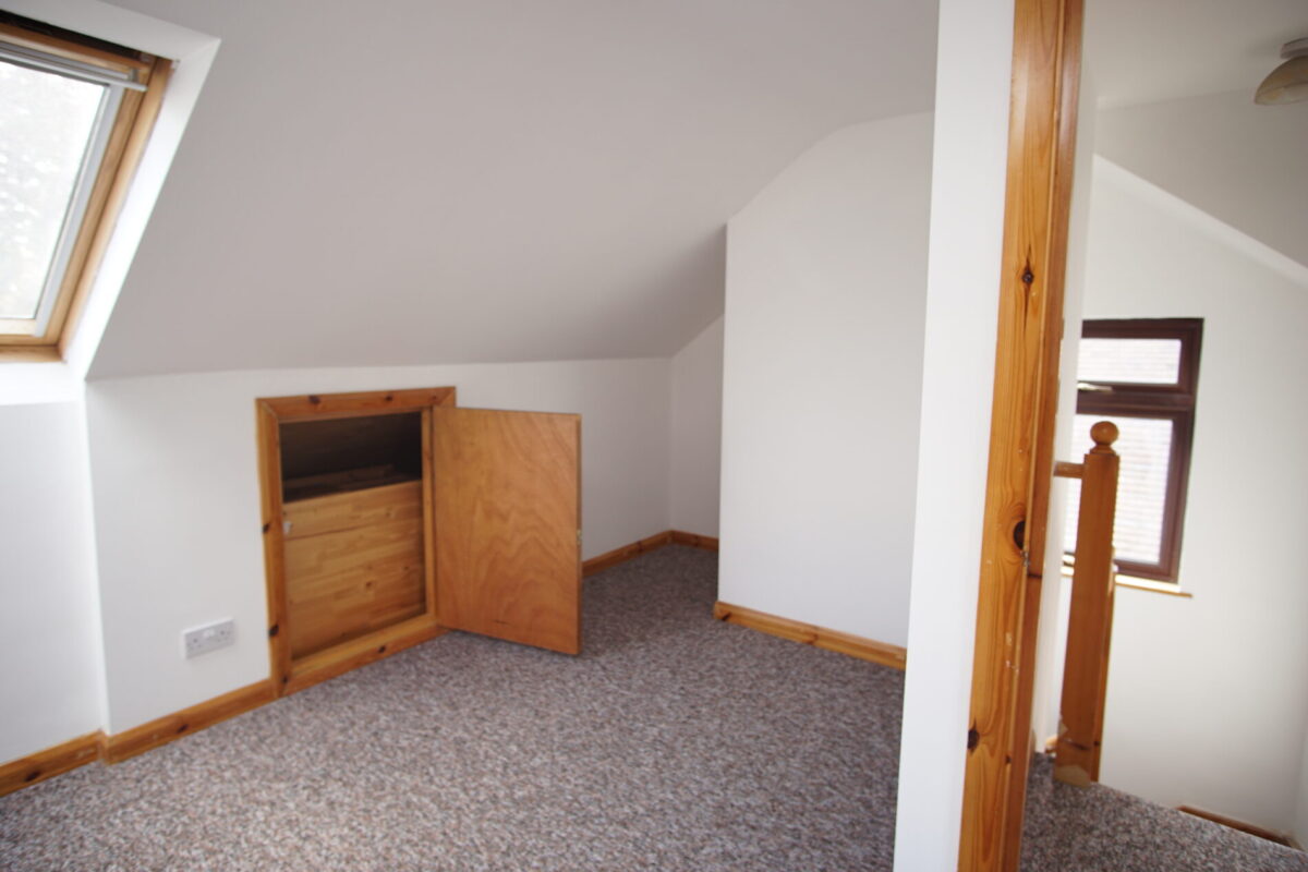 Hughenden gardens, Northolt, UB5