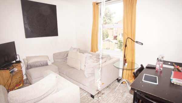 Larch Road, cricklewood, NW2