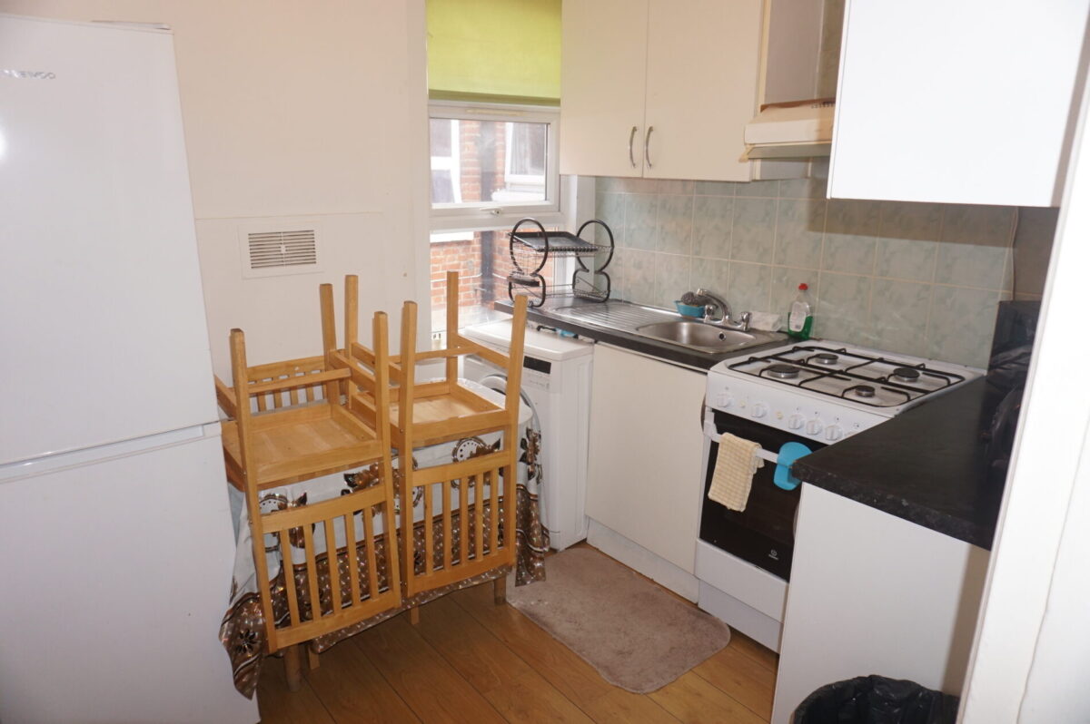 Larch Road, cricklewood, NW2