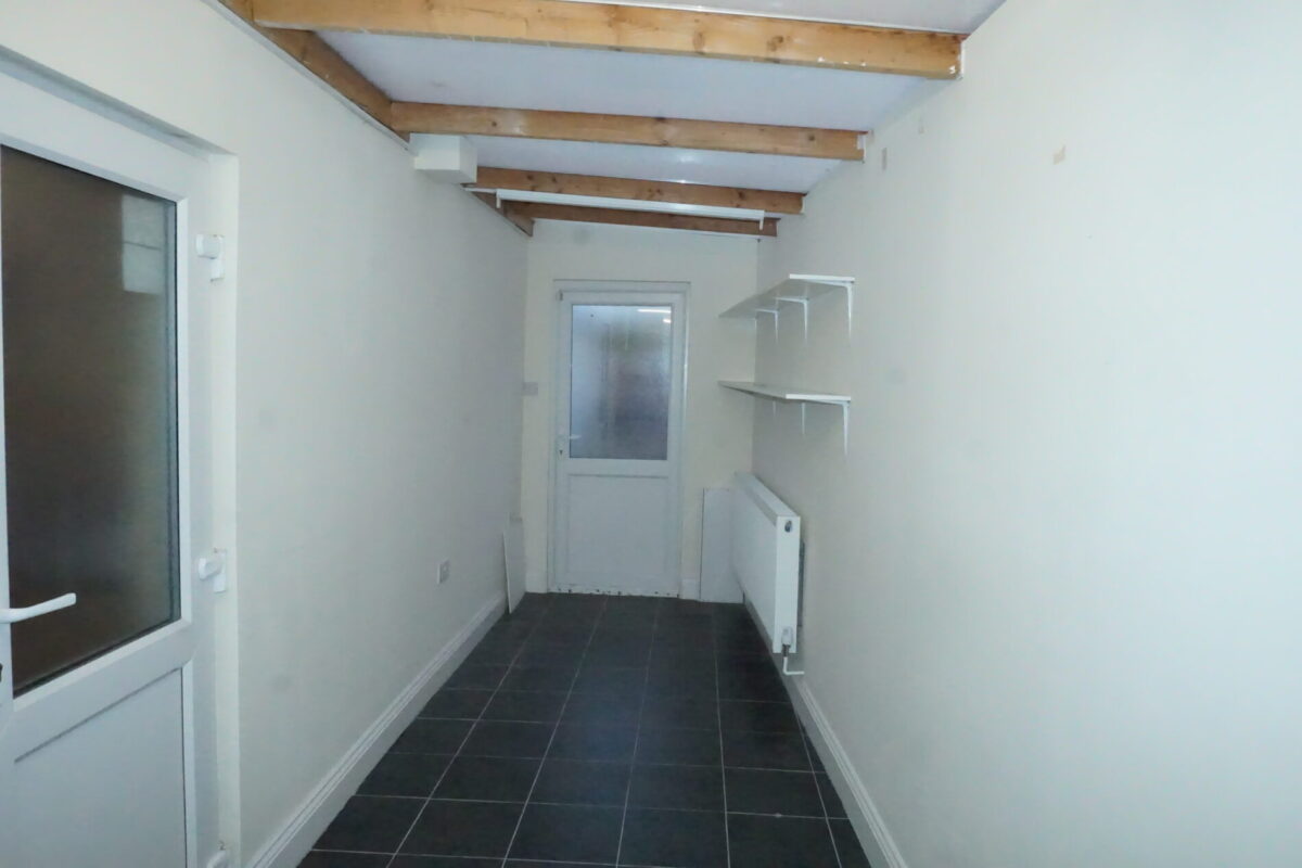 Honeypot lane, kingsbury, NW99QP