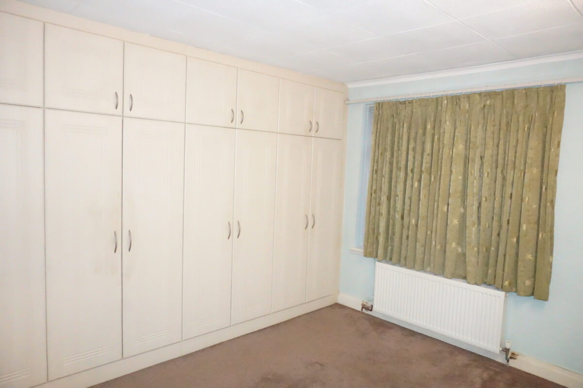 Honeypot lane, kingsbury, NW99QP