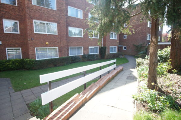 Thorn three court, Ealing, W5