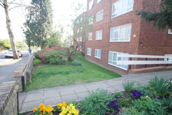 Thorn three court, Ealing, W5