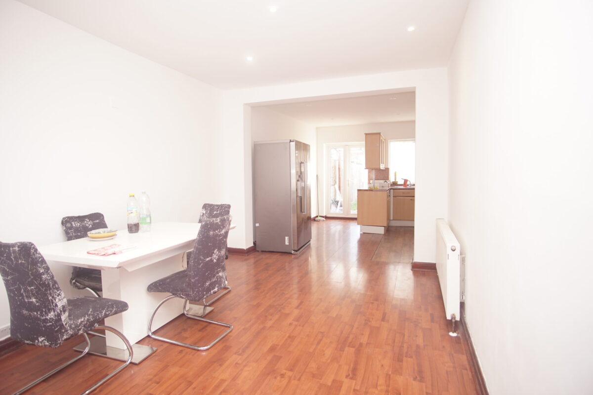 corfe Avenue, Harrow, HA28TA