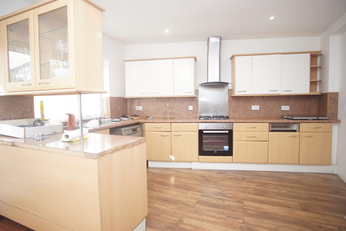 corfe Avenue, Harrow, HA28TA