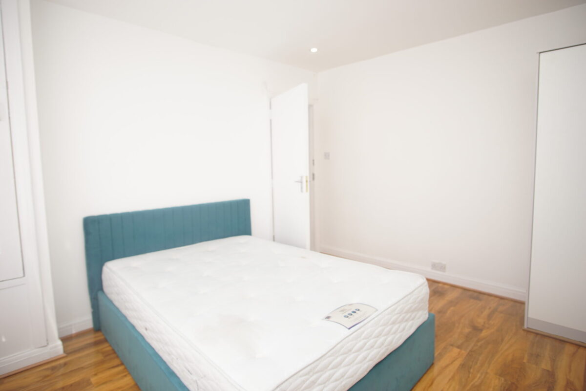 corfe Avenue, Harrow, HA28TA