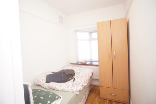 corfe Avenue, Harrow, HA28TA