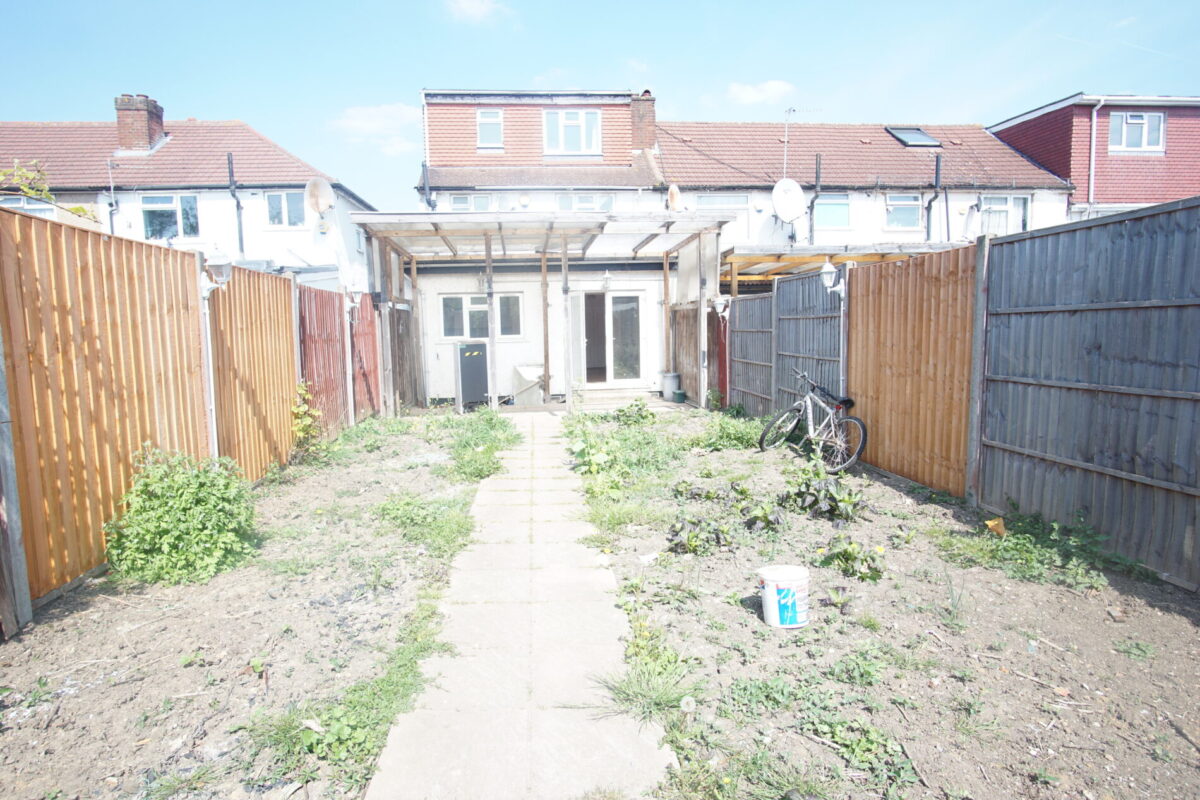 Fermoy road, Greenford, UB6