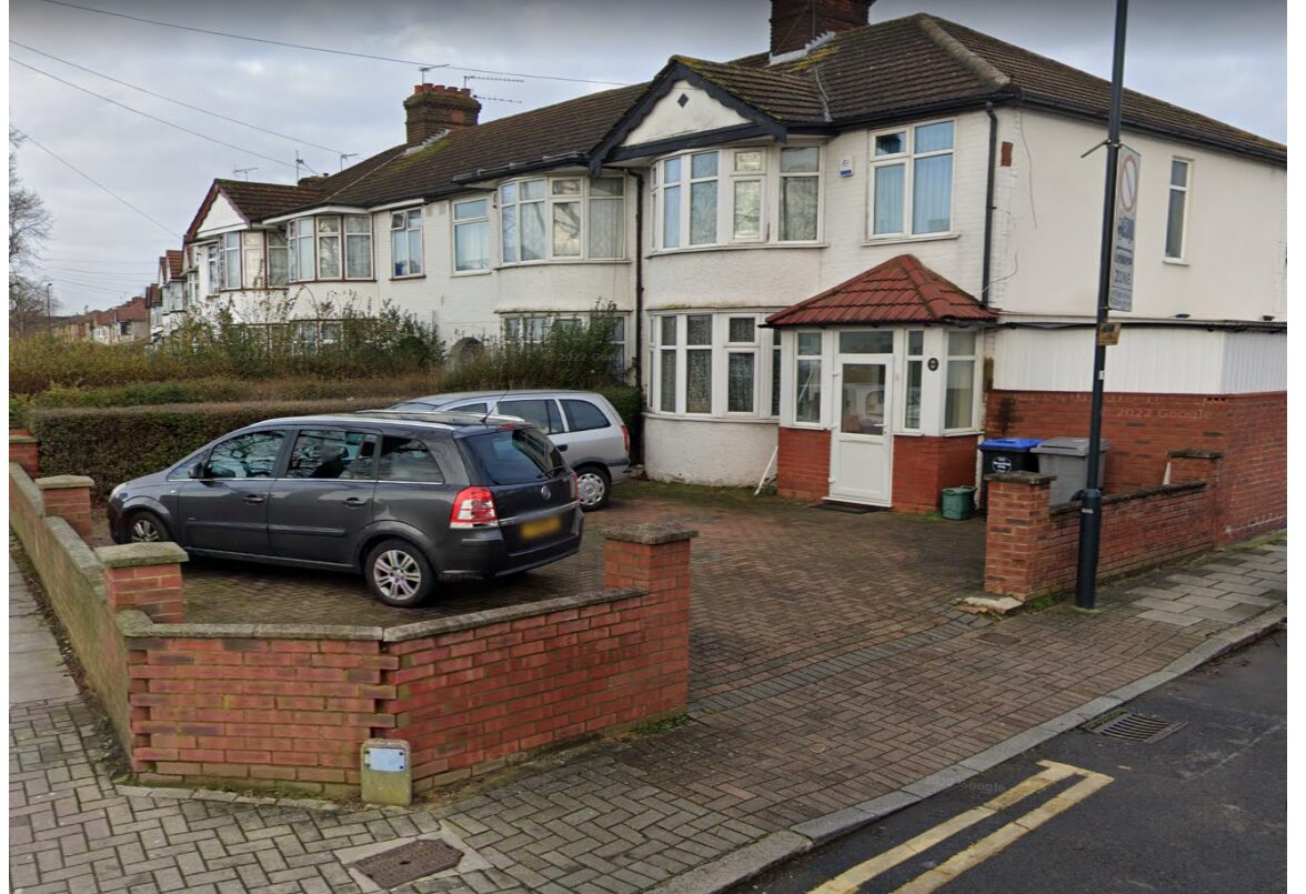 Honeypot lane, kingsbury, NW99QP