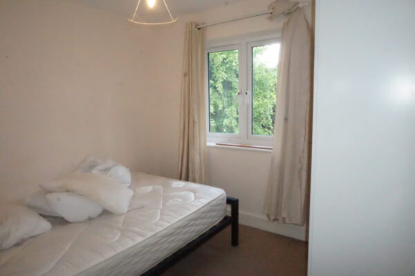 Acton road, Greenford, UB60NU