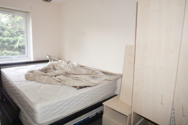 Acton road, Greenford, UB60NU