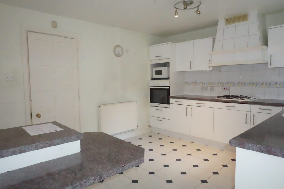 Acton road, Greenford, UB60NU
