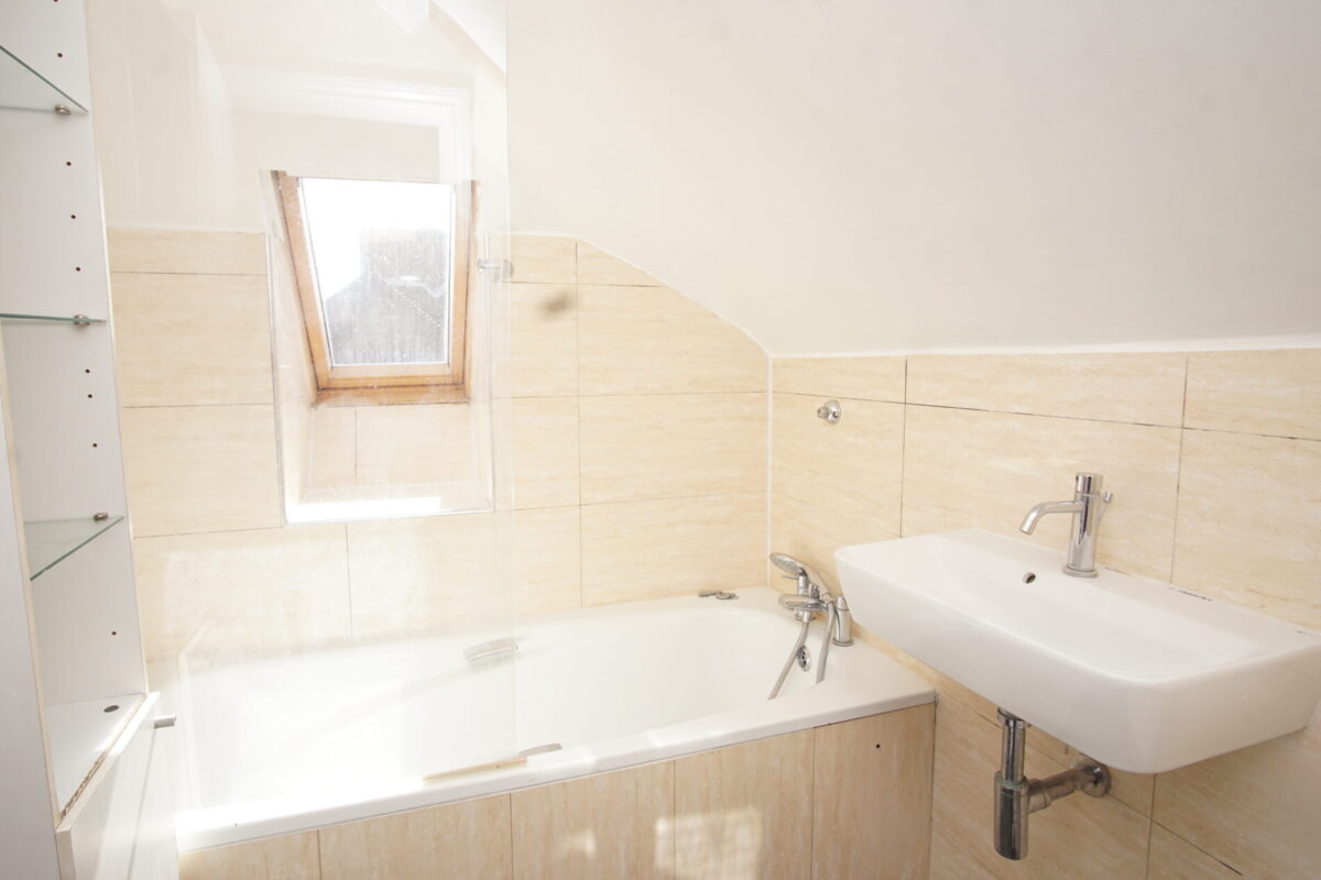 Old Oak Road, East Acton, W37HG