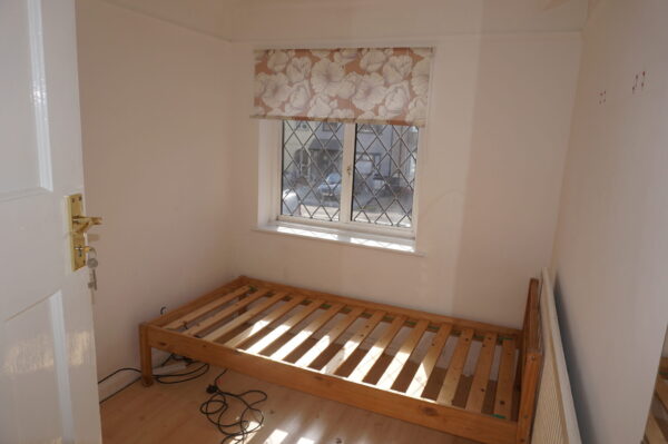Burwell Av, Greenford, UB60NU
