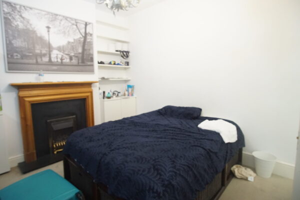 Elm Grove, cricklewood, NW2