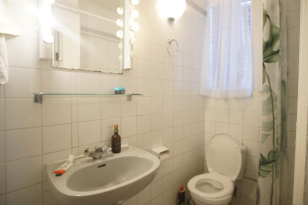 Elm Grove, cricklewood, NW2