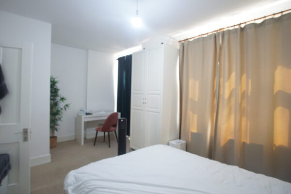 Elm Grove, cricklewood, NW2