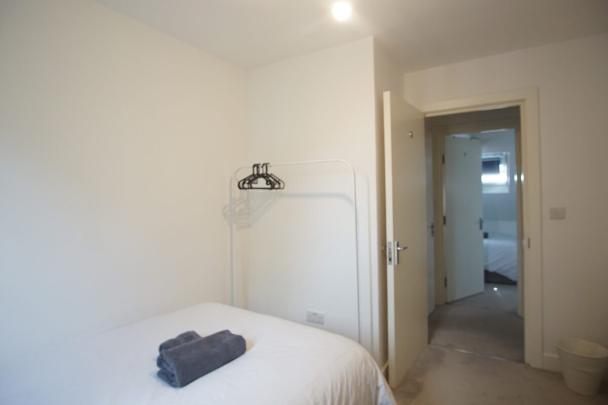 Elm Grove, cricklewood, NW2