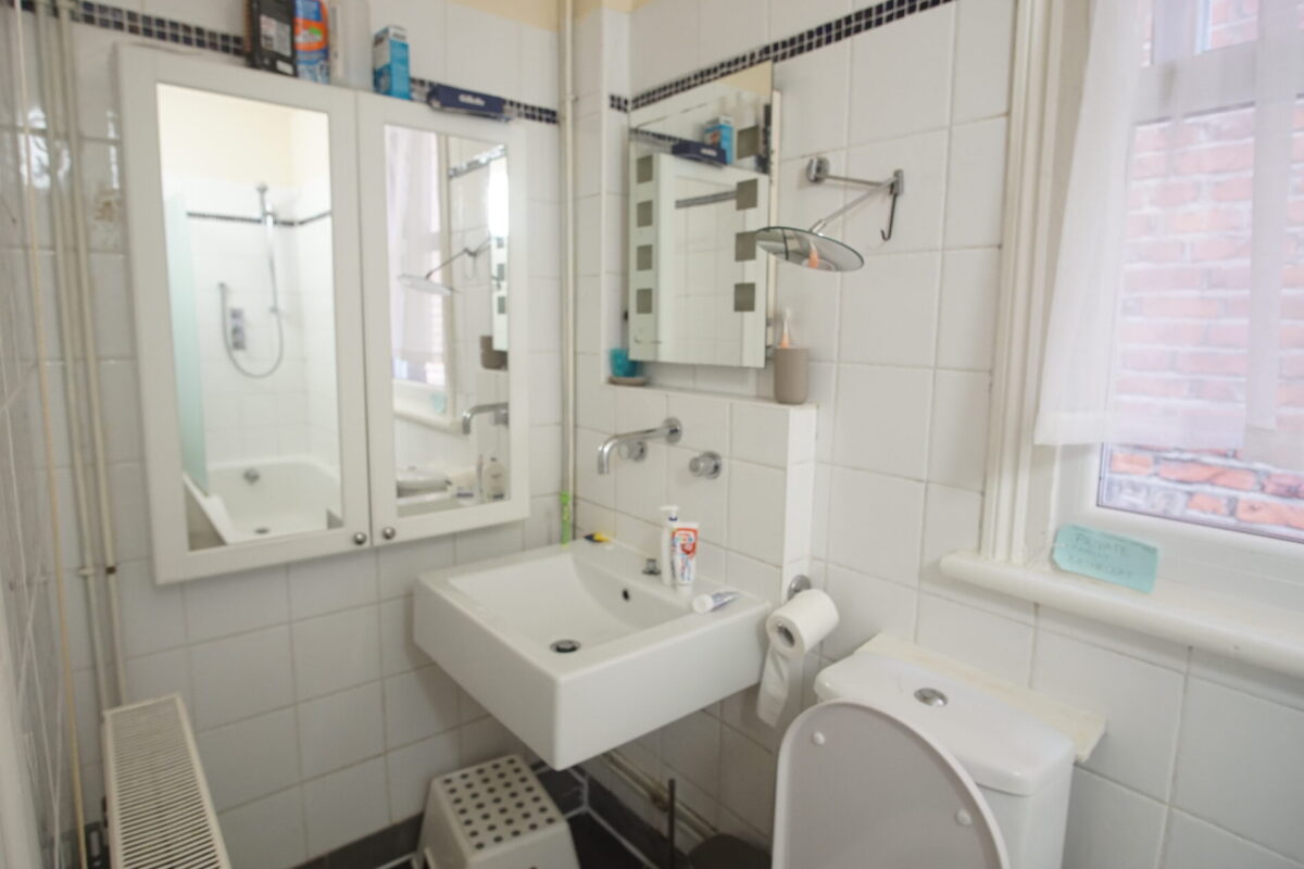 Elm Grove, cricklewood, NW2