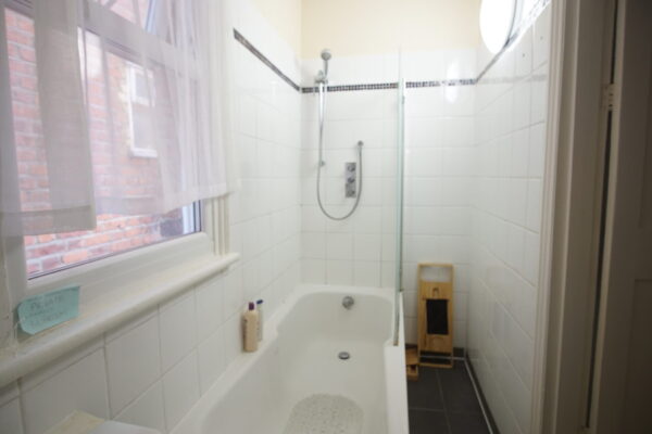Elm Grove, cricklewood, NW2