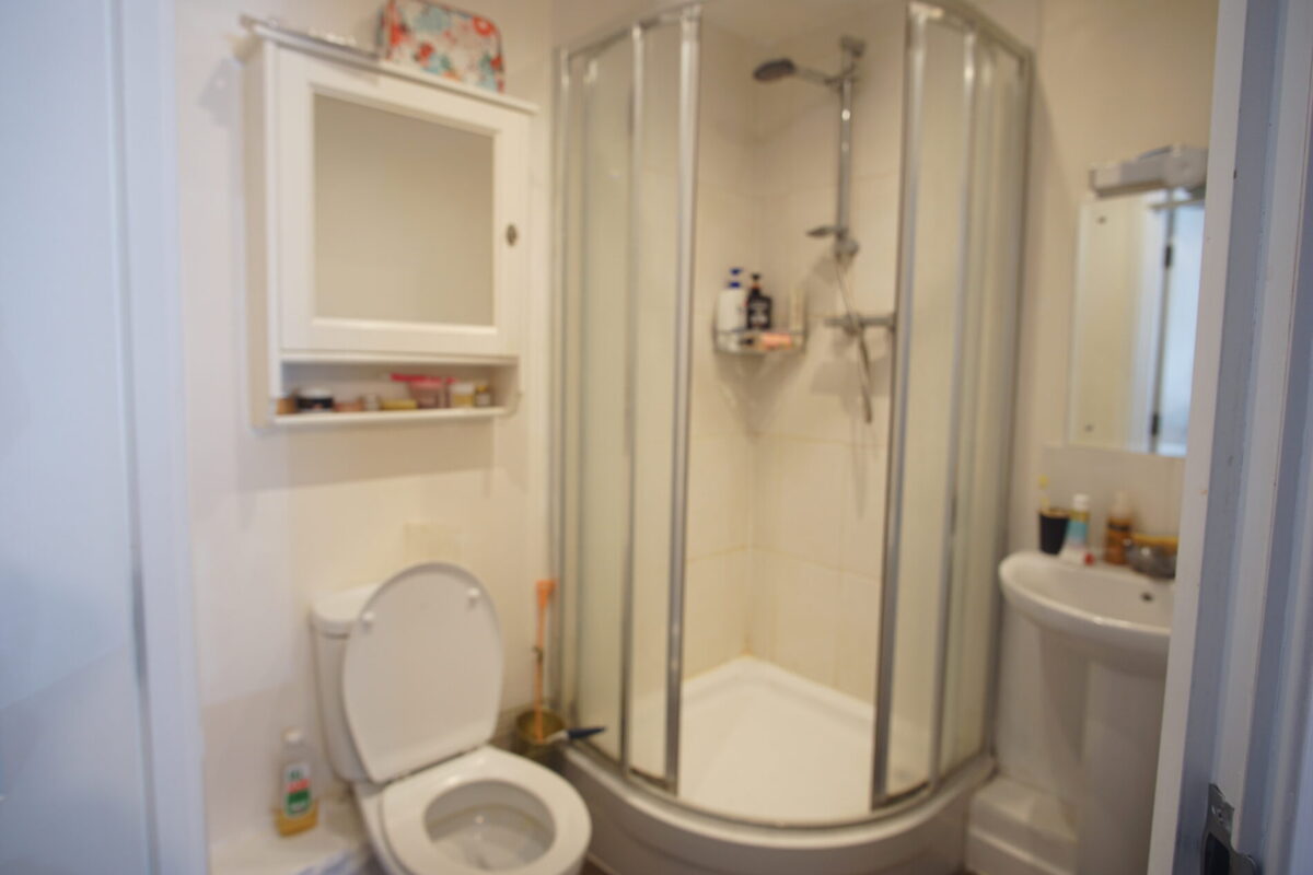 Spacious two bedroom ground floor flat at Ickenham