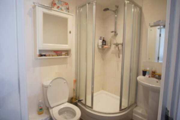 Spacious two bedroom ground floor flat at Ickenham