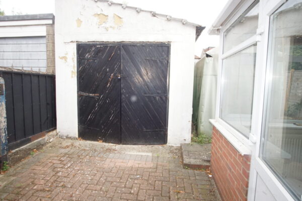 3 Bedroom house for sale at Whitton Avenue Greenford UB6