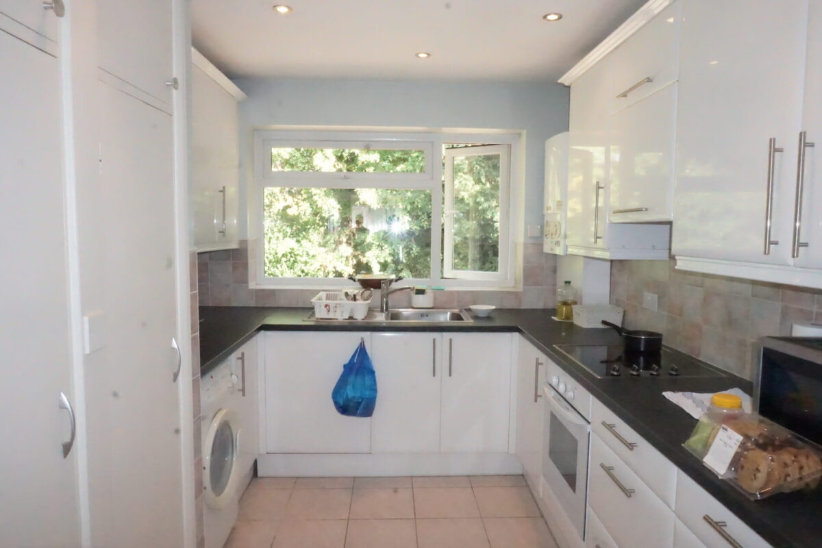 White house drive, Stanmore, HA74NQ