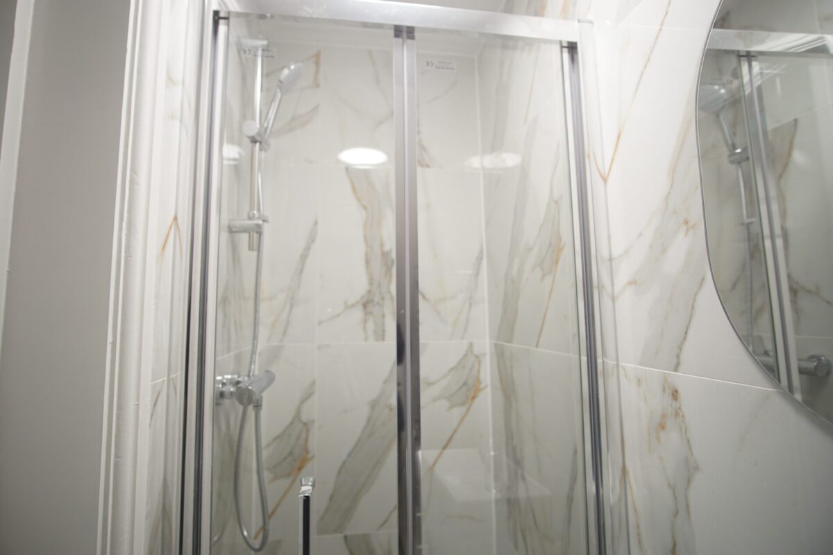 Dale Avenue, Edgewear, HA8