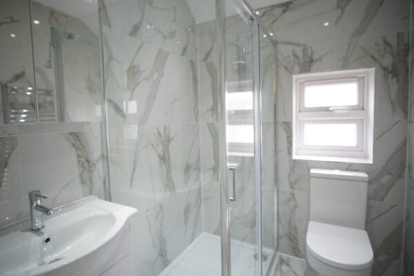 Dale Avenue, Edgewear, HA8