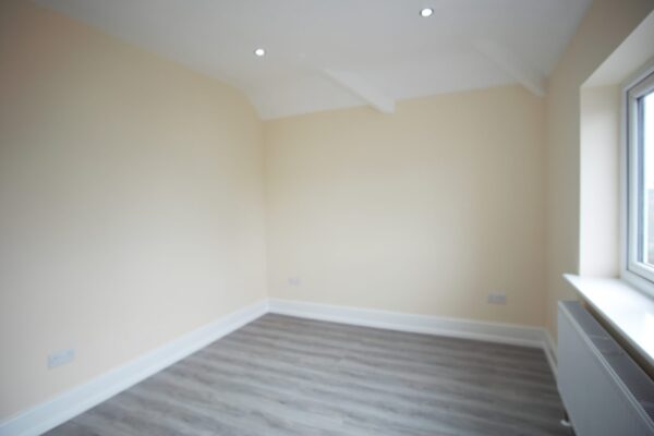 Dale Avenue, Edgewear, HA8