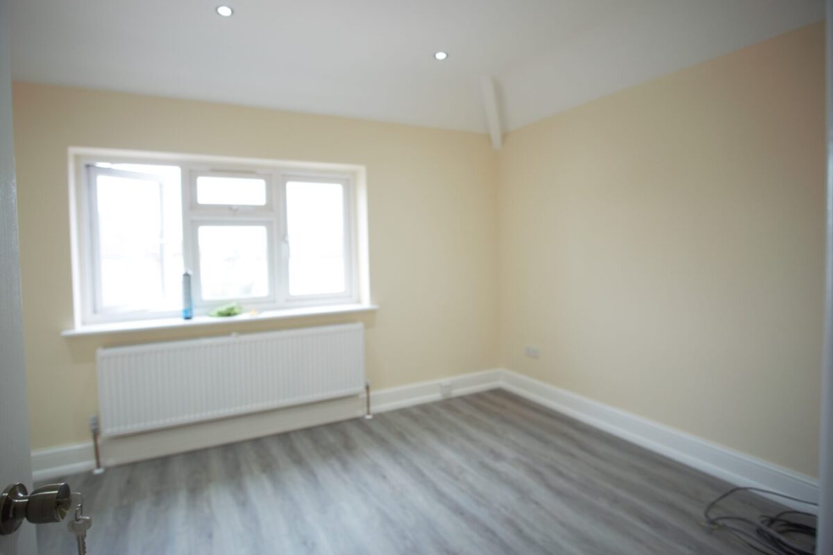 Dale Avenue, Edgewear, HA8